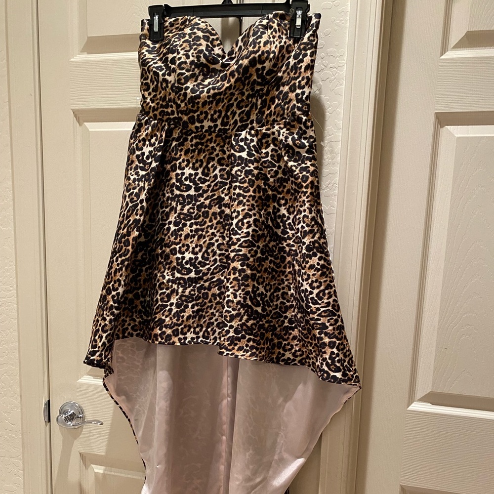 Strapless leopard print silk dress